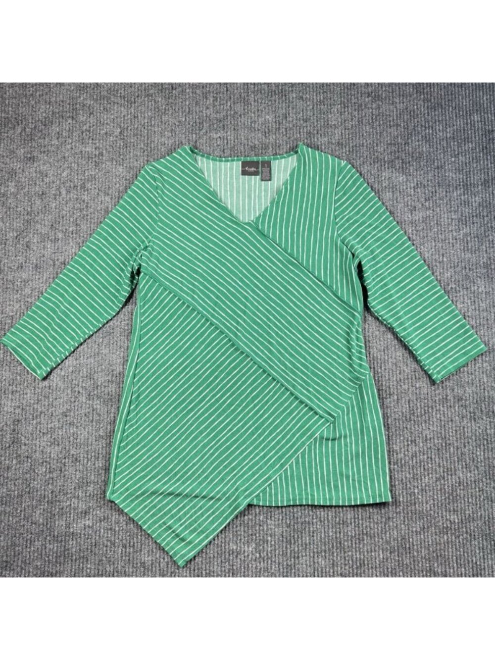 Chicos Travelers Tunic Top Womens 1/Medium Green Asymmetrical Hem 3/4 Sleeve